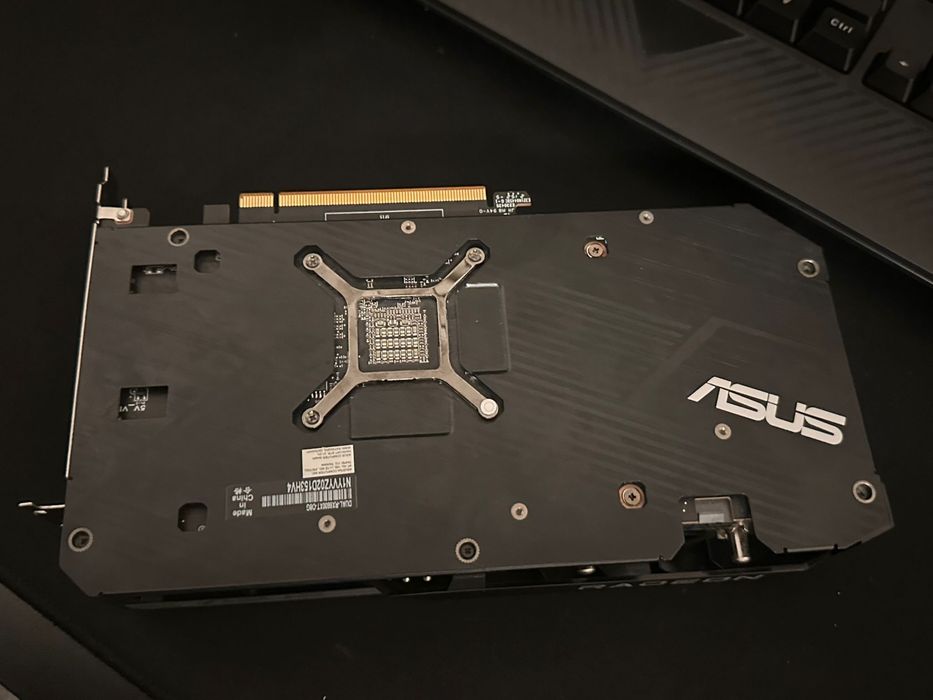 Placa video RX 6600 XT Asus Dual