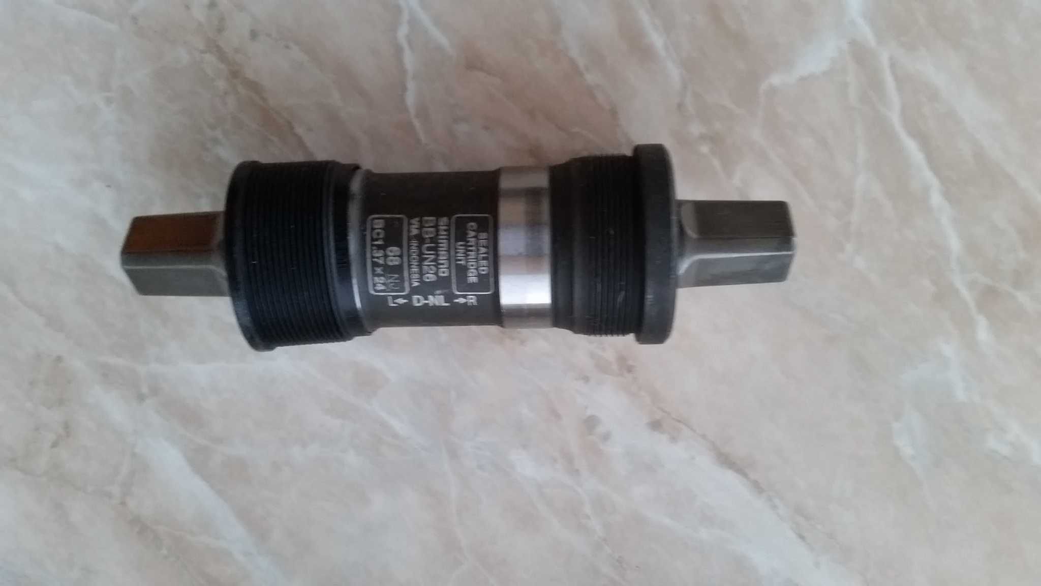 Shimano BB-UN300 monobloc rulment, ax patrat 127mm lung