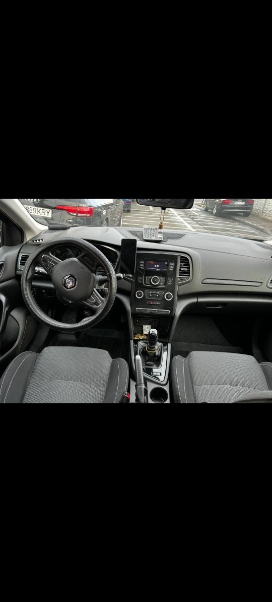 Renault Megane 1.2 benzină