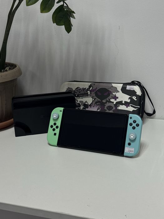 Портативная приставка Nintendo Switch Oled