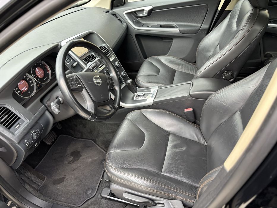 Volvo xc60 automat 4x4 2011