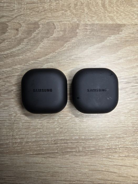 Зарядные кейсы для Samsung Galaxy Buds 2 Pro