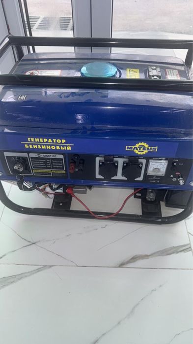 Продам бензиновый генератор mateus