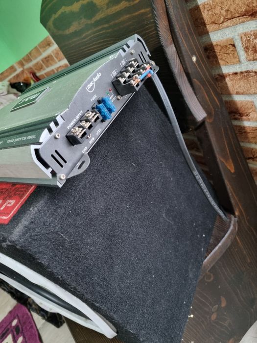 Vând swboofer cu tot cu stație perfect f