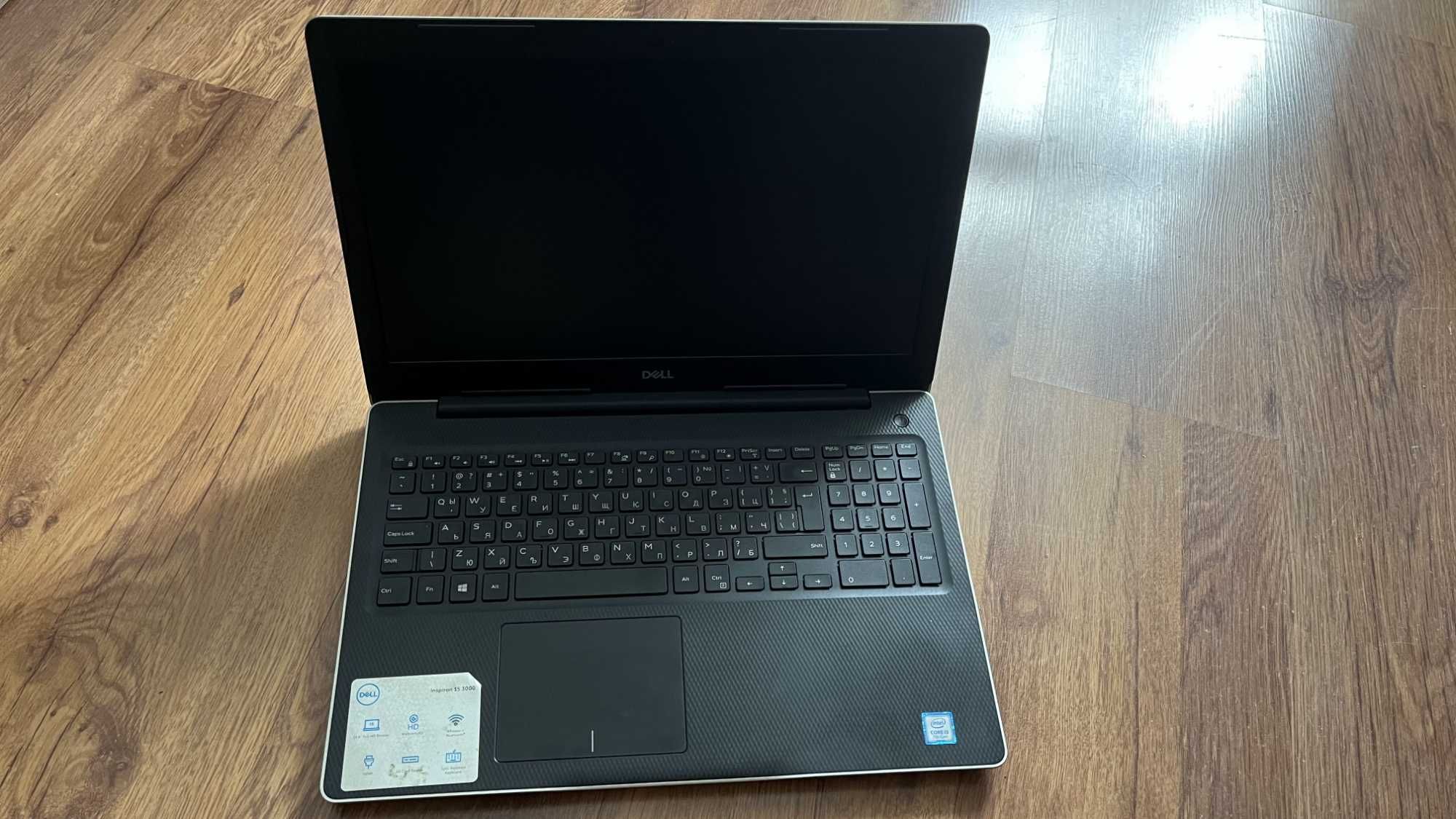 Лаптоп DELL 3581 (серия Inspiron 15 3000)