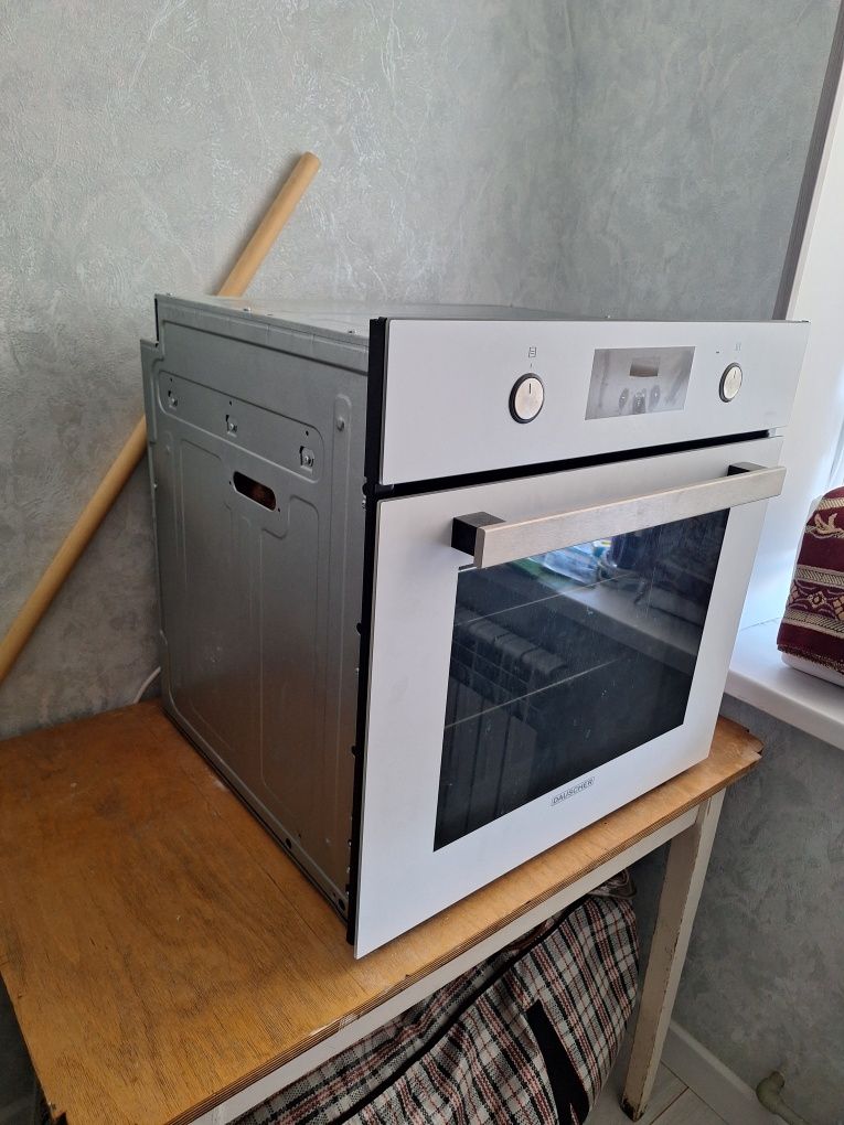 Встроенная духовка DAUSCHER