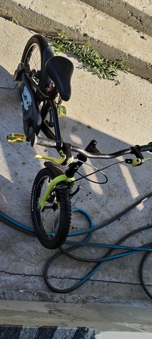 Bicicleta copii curoti ajutatoare demontabile
