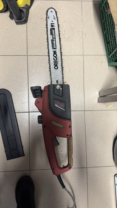 Електрически верижен трион DEUMAG 2000W – 40 см