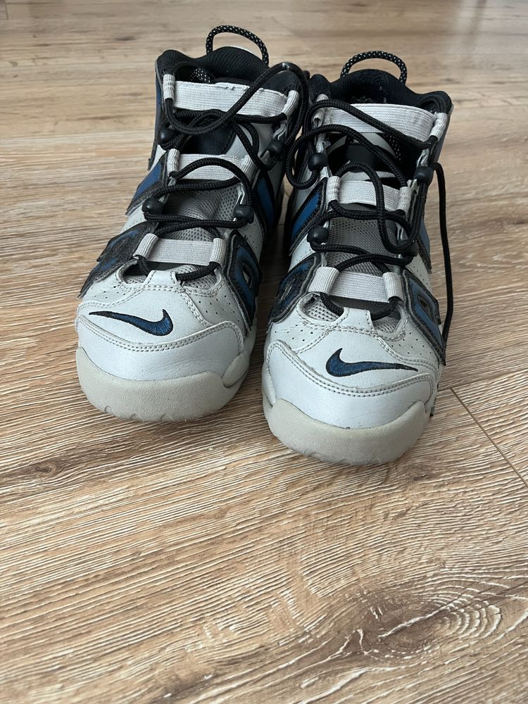 Adidasi Nike Up Tempo, barbati