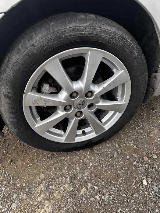 На Части Toyota Avensis T27 Тойота Авенсис 1.8 147 ValeveMatic  2010г