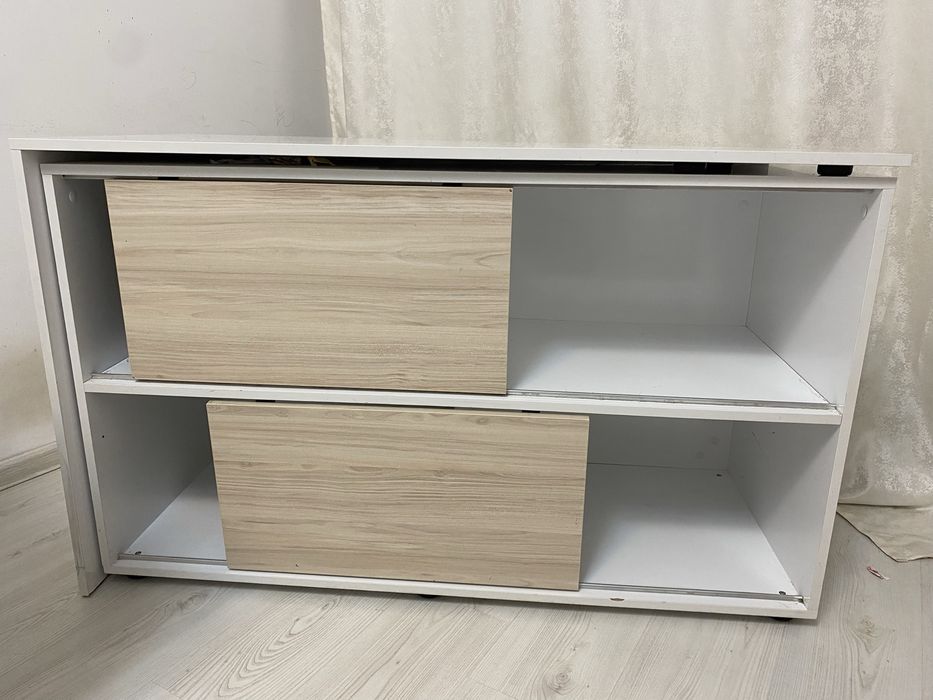 Birou cu spatiu depozitare forma L