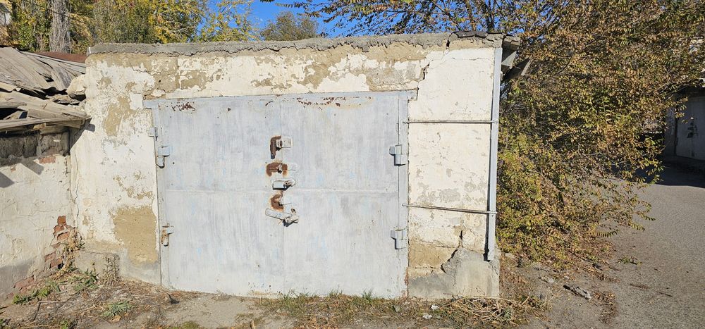 Гараж напротив шалкыма