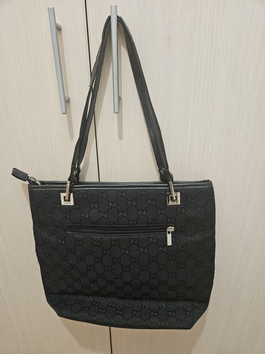Geanta Gucci eleganta si superba.