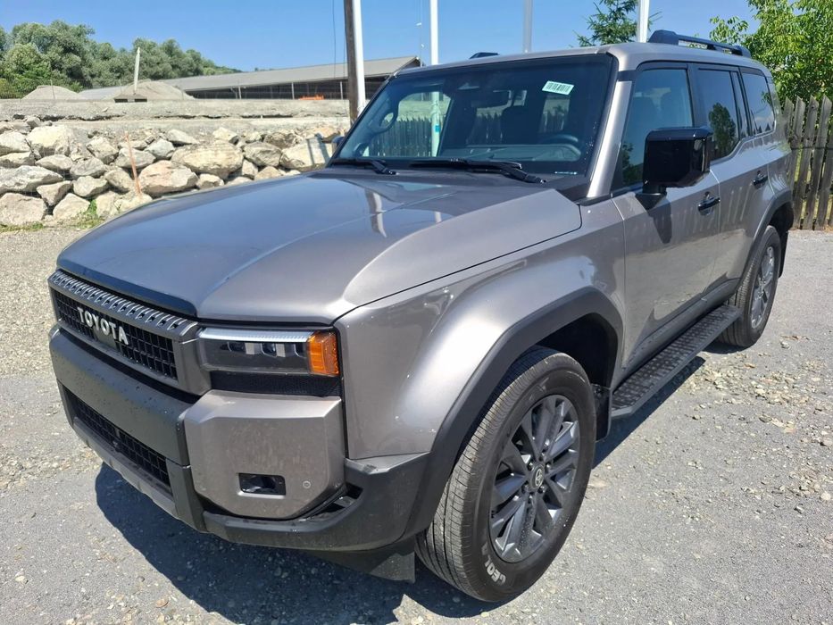 Toyota Land Cruiser 250