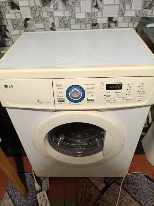 Продам стиральную машину