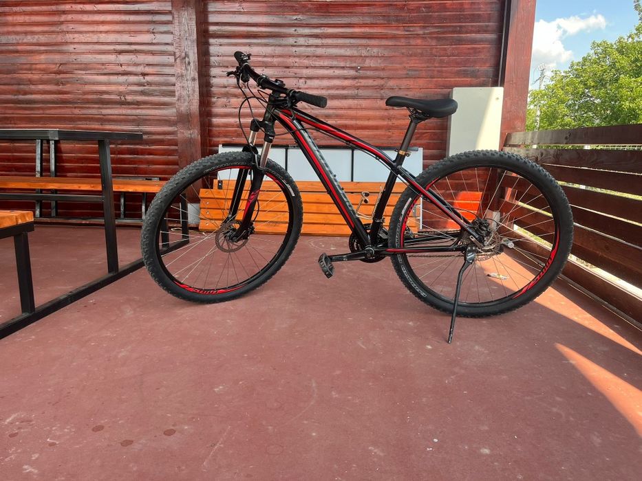 Bicicletă SPECIALIZED roți 29