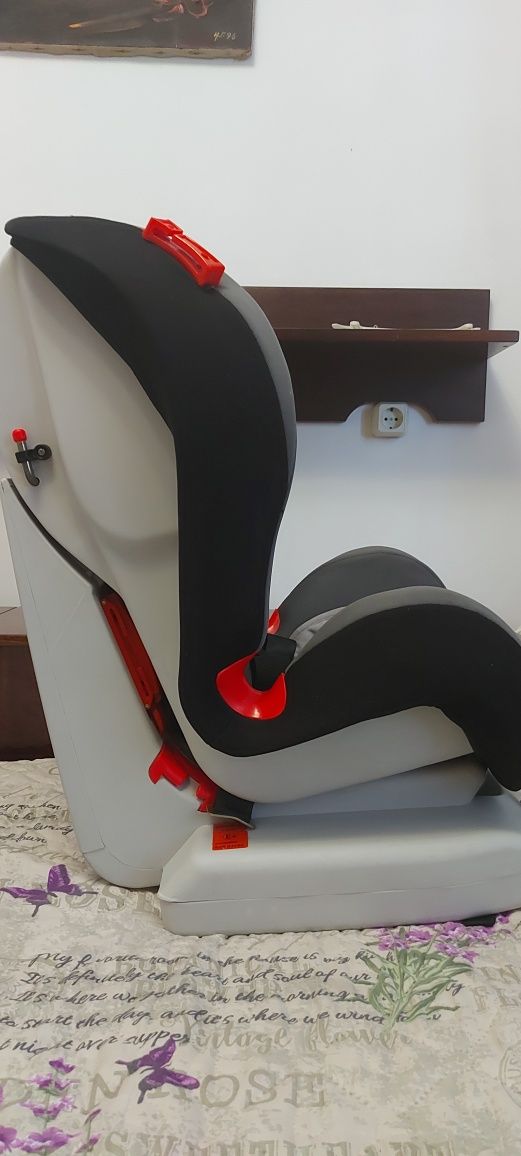 Стол за кола Cangaroo с функция сън