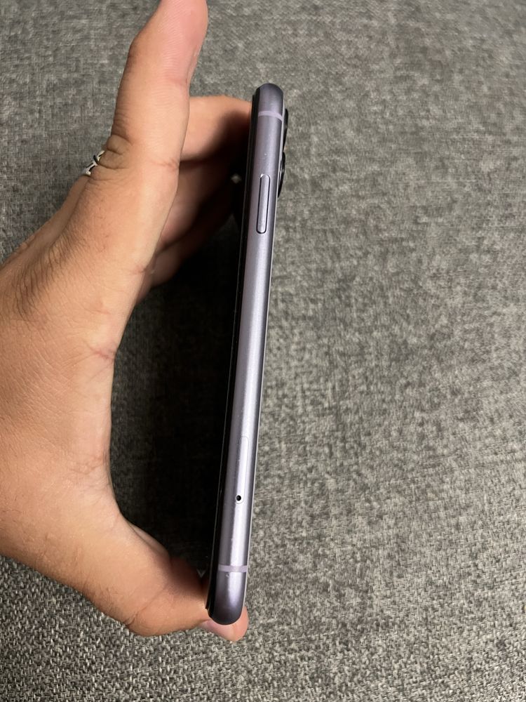 Iphone 11 PURPLE 128GB.