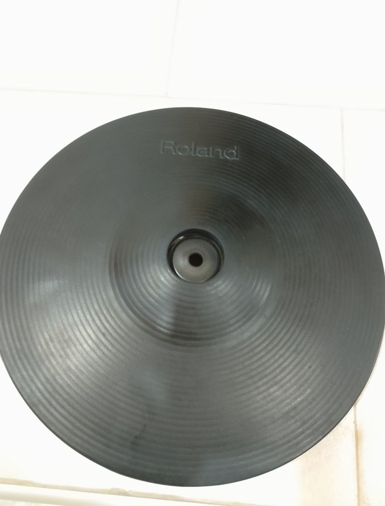 Продавам Електронен Чинел Roland CY-12
