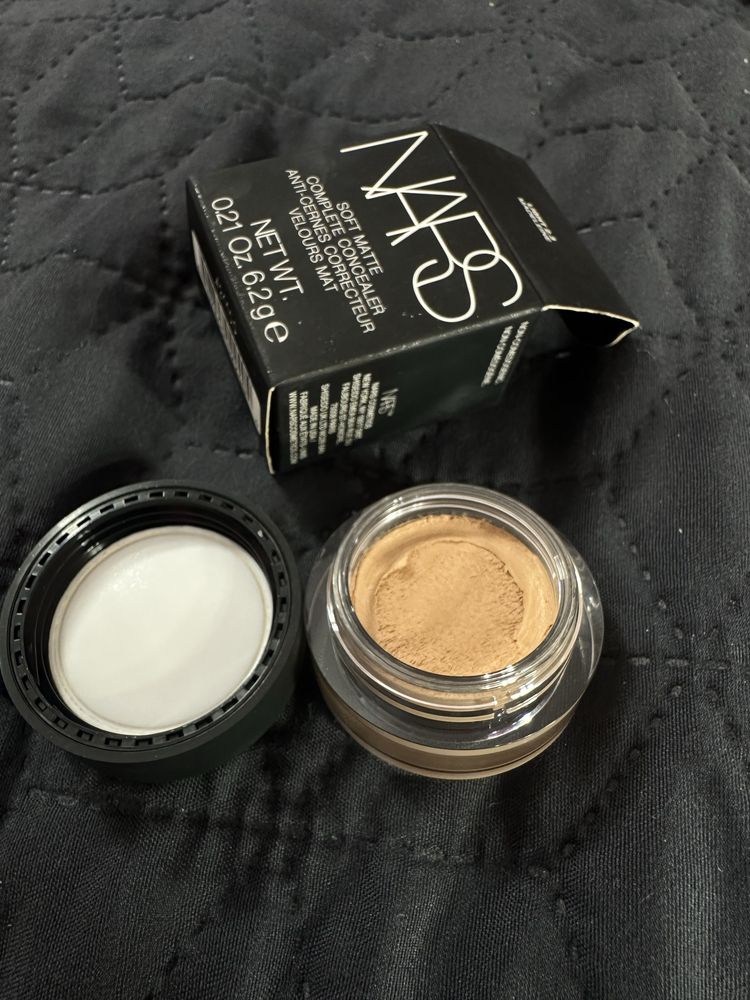 Коректор за лице Nars