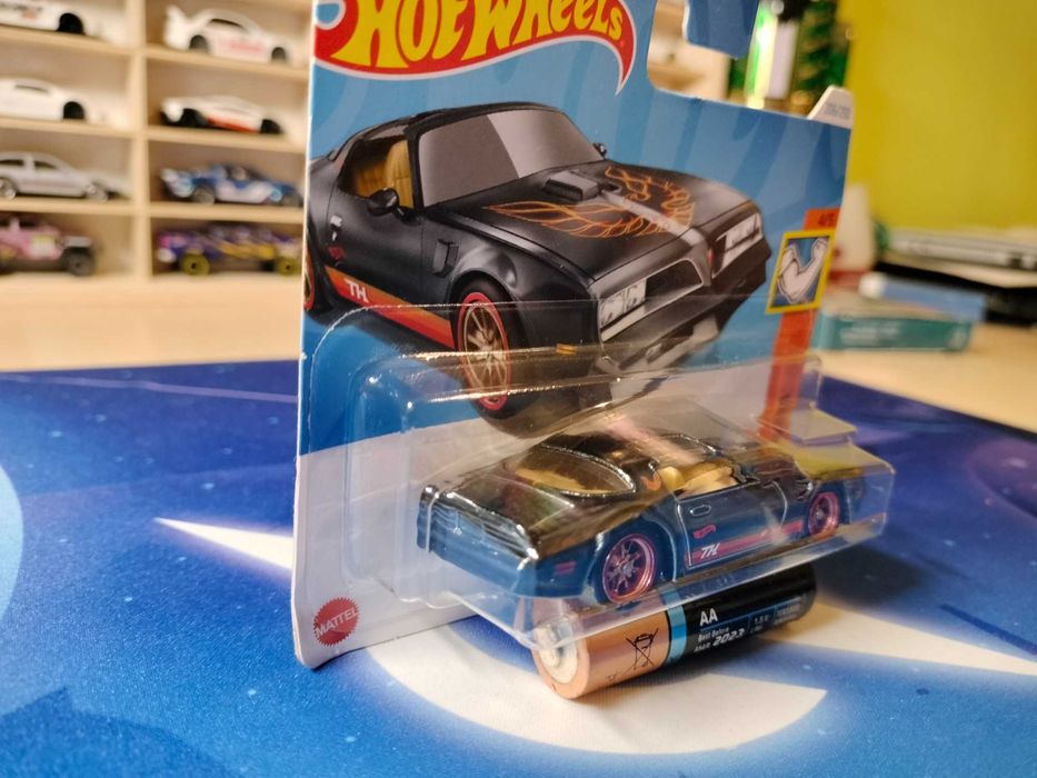 Mașină  hotweels TH 77 Pontiac Firebird