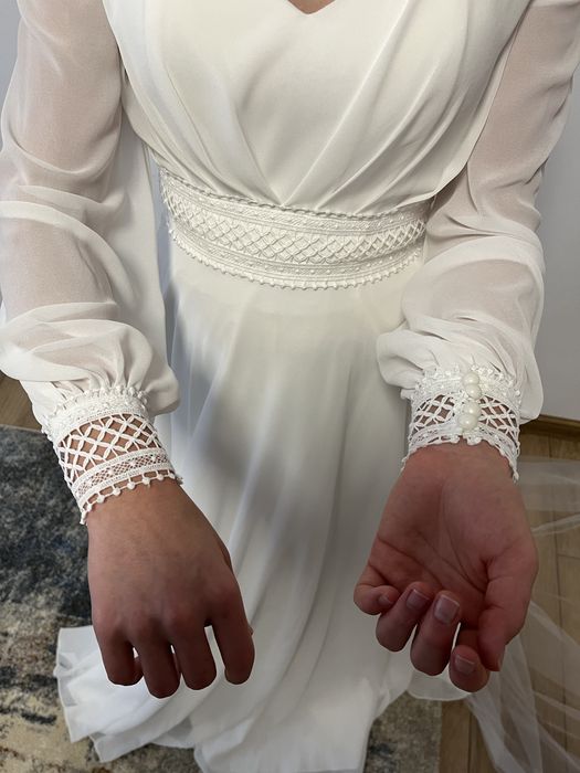 Rochie de mireasă, voal și jupon