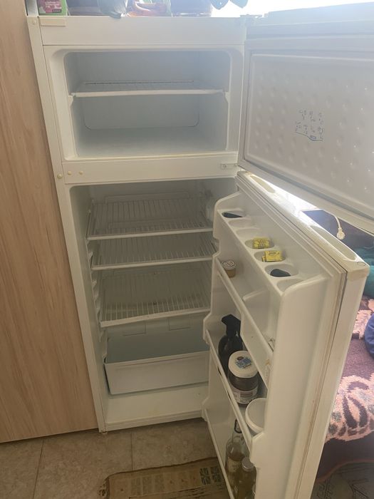 Хладилник crown модел : R N 260W