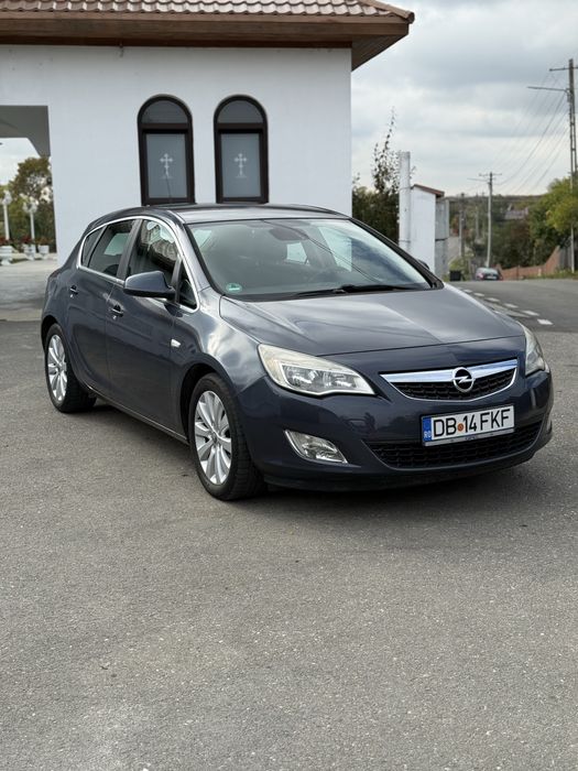 Opel Astra J 1.7 CDTI – 2010