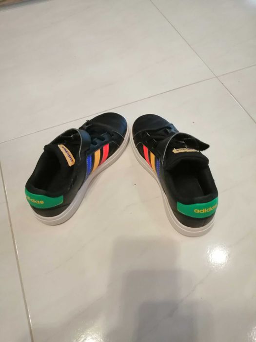 Маратонки Adidas