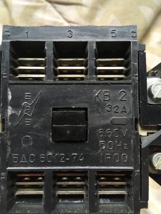 Контактор за променлив ток 32 А