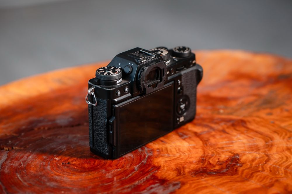 FujiFilm XT4 si XT-3