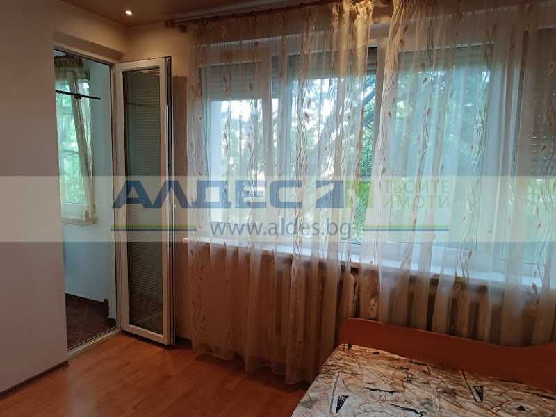 Маломерен тристаен в Борово!