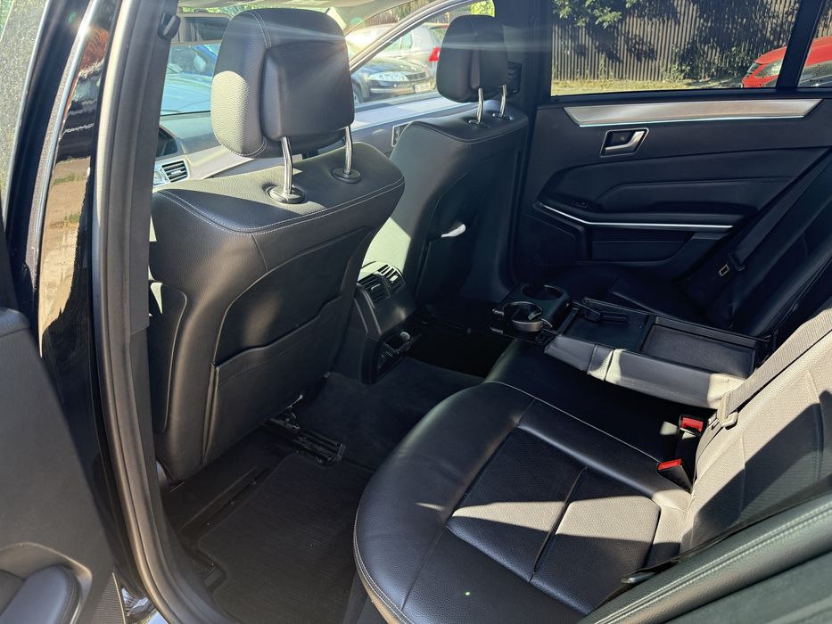 Mercedes E300 Bluetec Hybrid