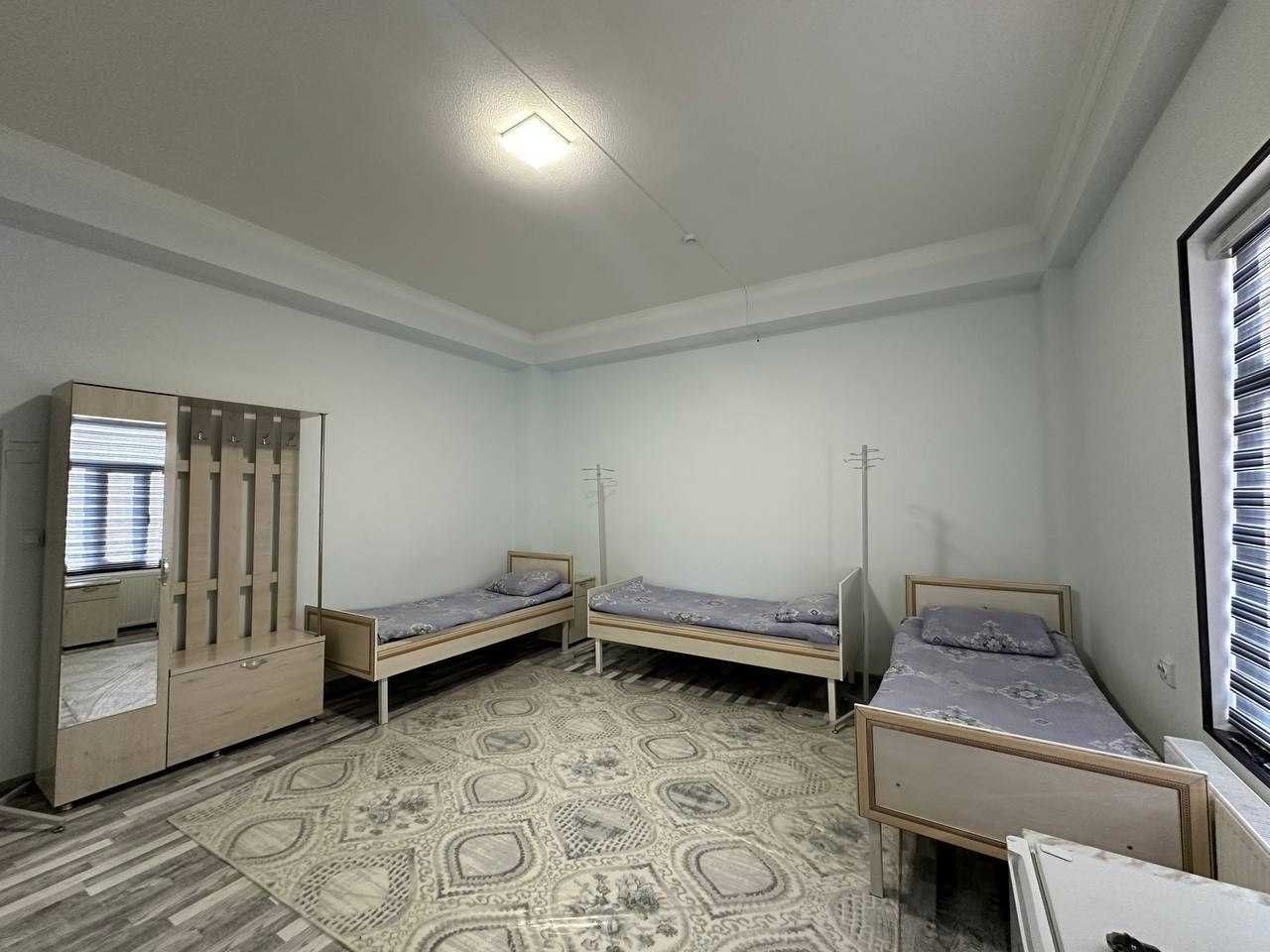 Tayyor ishlab turgan ko‘p tarmoqli xususiy Klinika ichidagi  sotiladi.