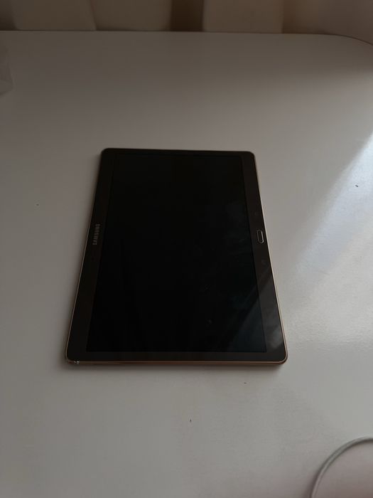 Нерабочий Samsung Galaxy Tab S диагональ 10.5 (прозводство 2014)