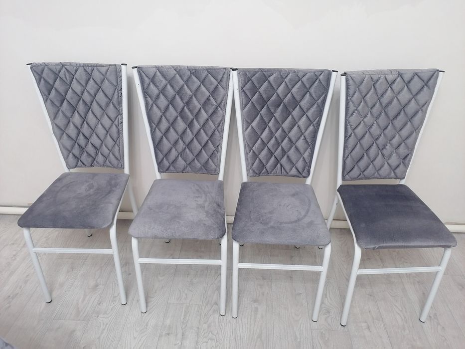 Продам стулья 8 штук по 10 000тг за одну штуку стулья новые