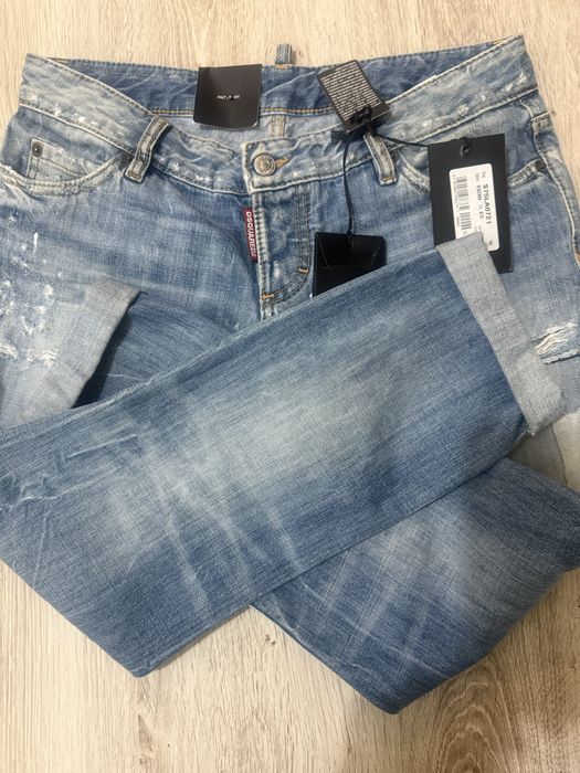 Оригинални дънки “Dsquared”