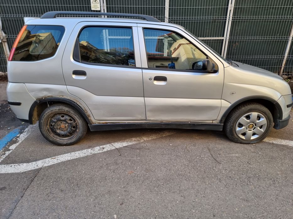 Suzuki Ignis 2004 pt reparat sau dezmembrat