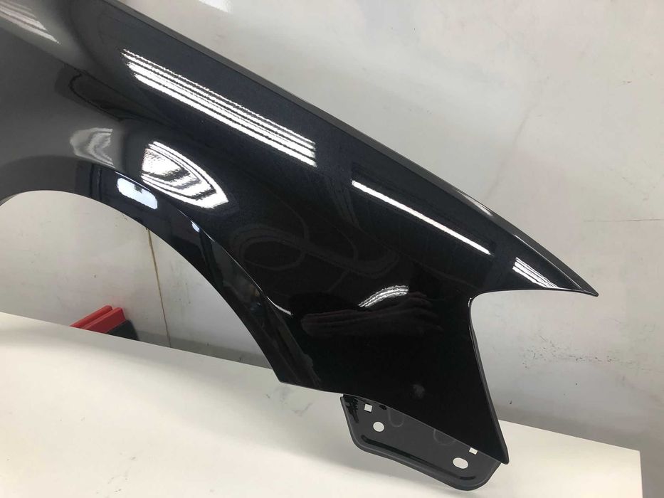 Aripa Fata Dreapta VW Passat B7 An 2011-2014 (LC9X (Negru))