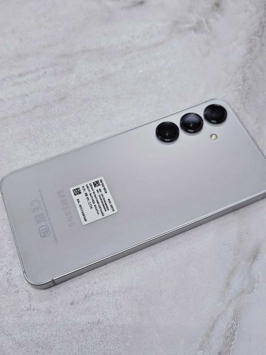 Samsung Galaxy S24 {г. Астана ул. Женис 24} лот: 719316