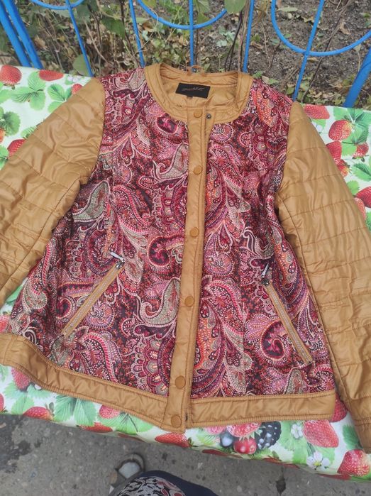 Куртка легкая размер 50-52