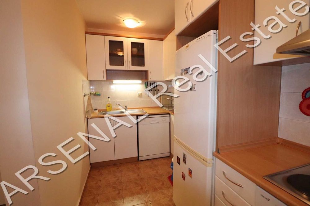 Дава се под наем Тристаен апартамент в София, Център - 120 кв.м за 650 € - Снимка #1