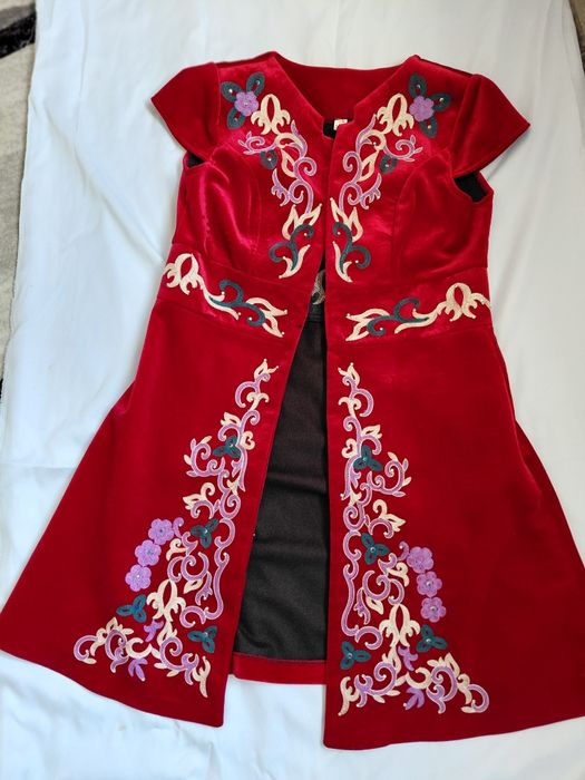 Ұлттық қазақы киім сатылады/нац одежда