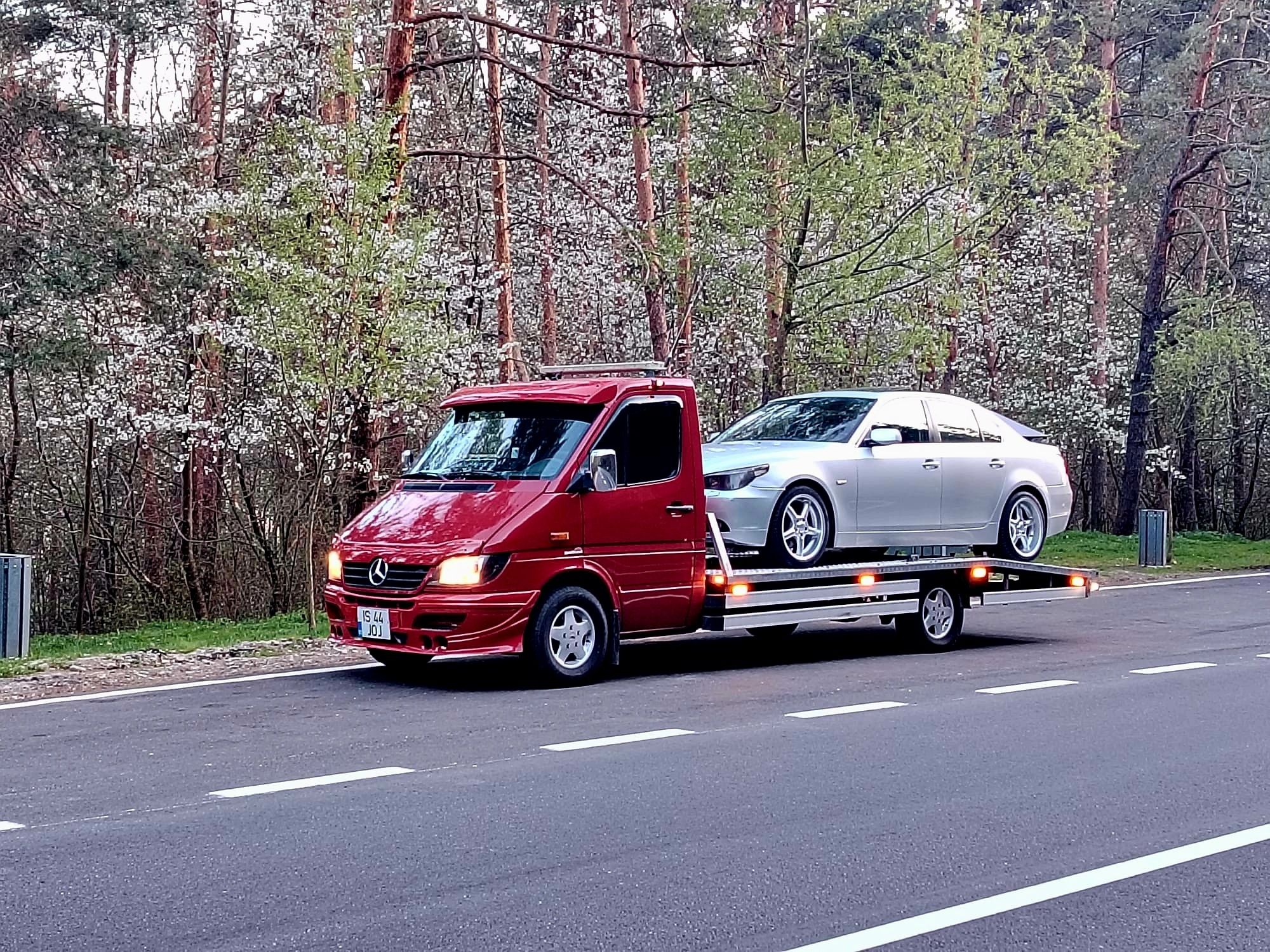 Tractari Iasi   Platforma iasi  Tractari auto iasi