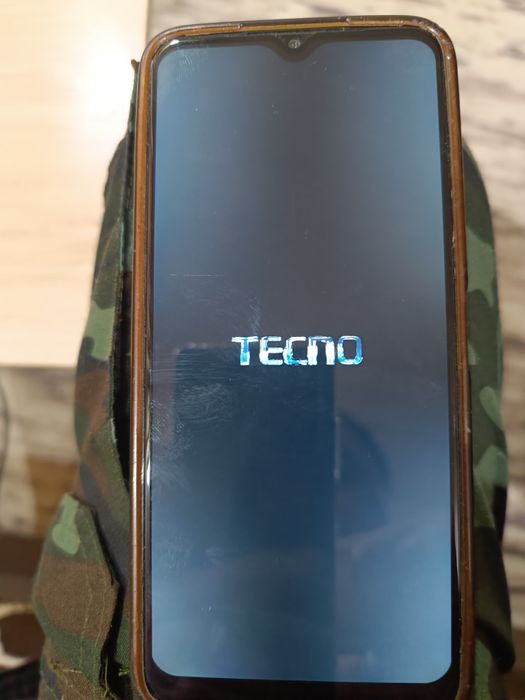 Продаю техно спарк 9про