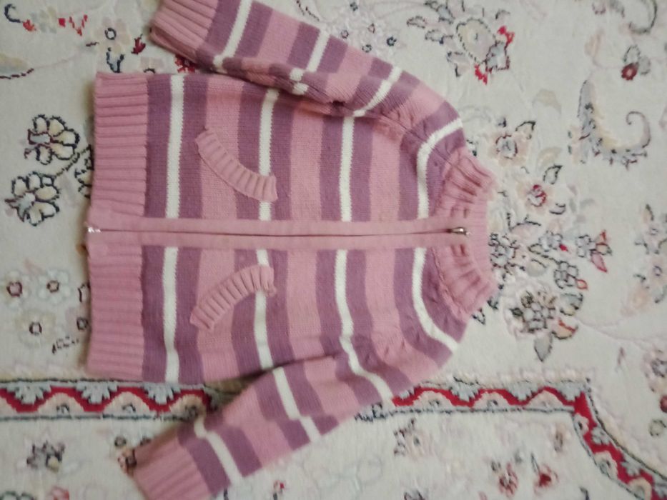 детская джемпер, свитер на молнии на ребёнка 1,5/2 года.