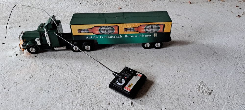 Camion american de jucărie cu telecomanda 66 cm