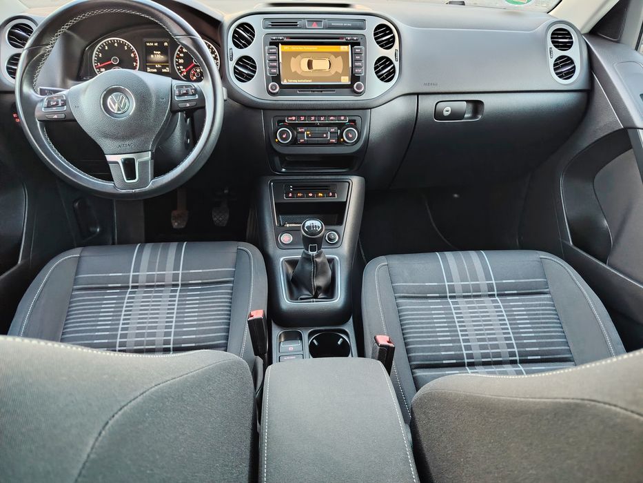 • Vw Tiguan • Lounge • An 2015 • 1.4 TSI • 160 CP • 4x2 • Euro 5 •