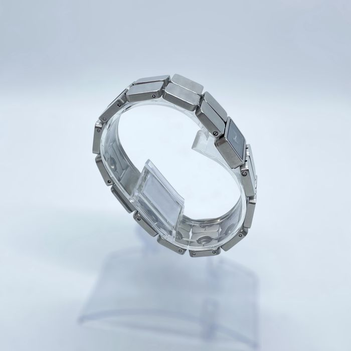 Calvin Klein Endless Swiss Made дамски часовник - гривна