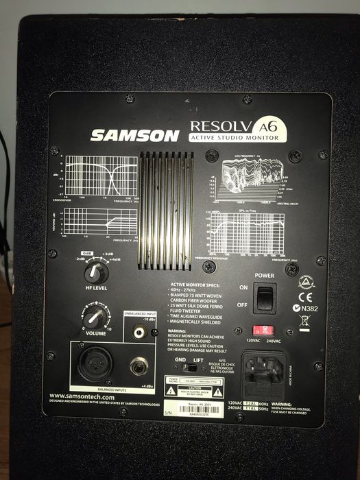 Monitoare active Samson + Mixer Behringer 1832 USBFX